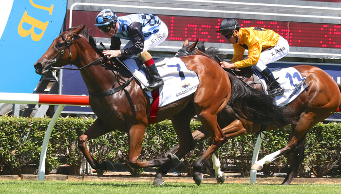 Zara Phillips MBE To Present Racing Women’s Bonus