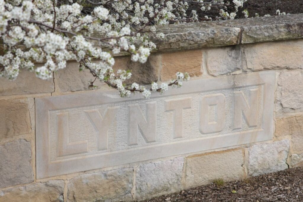 Lynton, photo 1