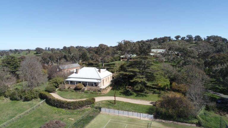 Lynton, photo 3