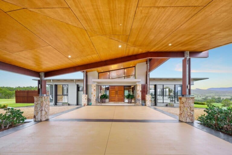 Element Hill Stud, photo 3