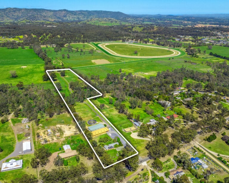 220 Highlands Road Seymour, photo 2