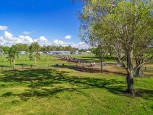 65 Ilbogan Rd SML-27