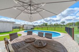 65 Ilbogan Rd SML-45