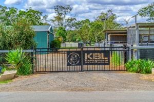 65 Ilbogan Rd SML-81