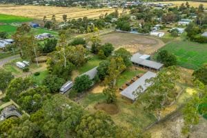 80 Owen St East Images LRG-56